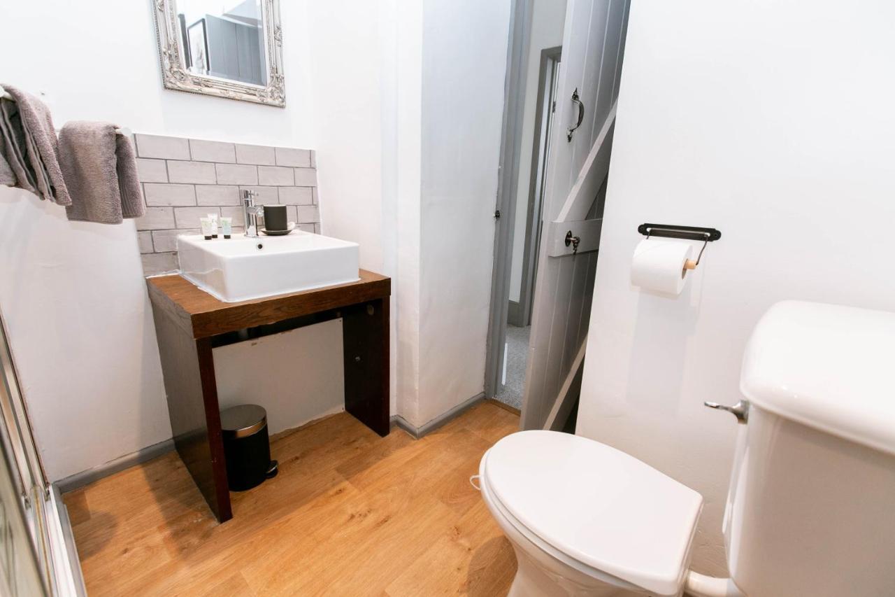 Peaceful Apartment - Dedicated Free Parking - Walk To Centre, Uni, Hosp - Business And Leisure - Contact For Long Stays Exeter Bagian luar foto
